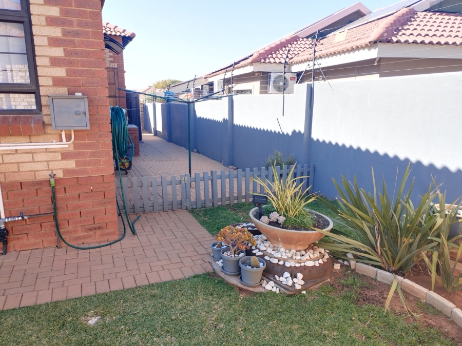 2 Bedroom Property for Sale in Doringkruin North West